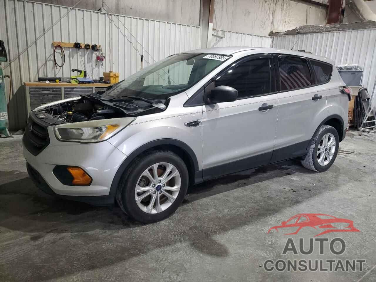 FORD ESCAPE 2017 - 1FMCU0F79HUB49464