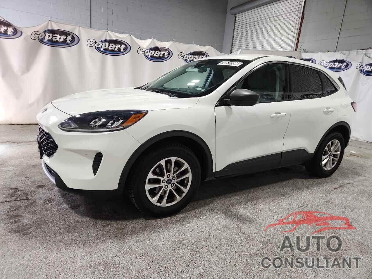 FORD ESCAPE 2022 - 1FMCU9G61NUA60879