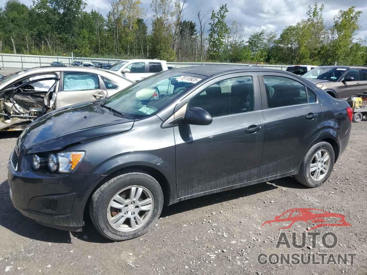 CHEVROLET SONIC 2016 - 1G1JC5SH6G4143297