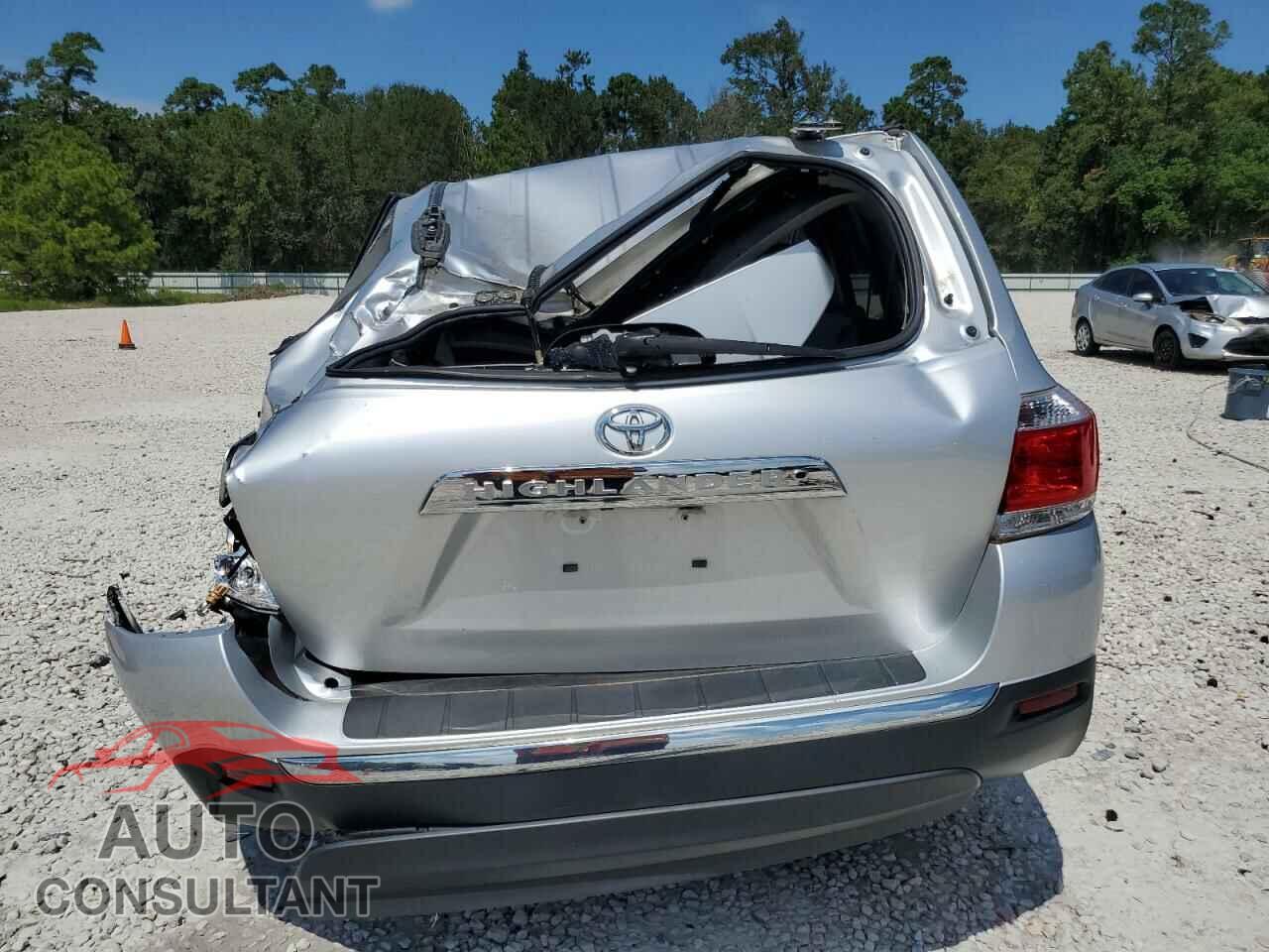 TOYOTA HIGHLANDER 2011 - 5TDZK3EH1BS028746