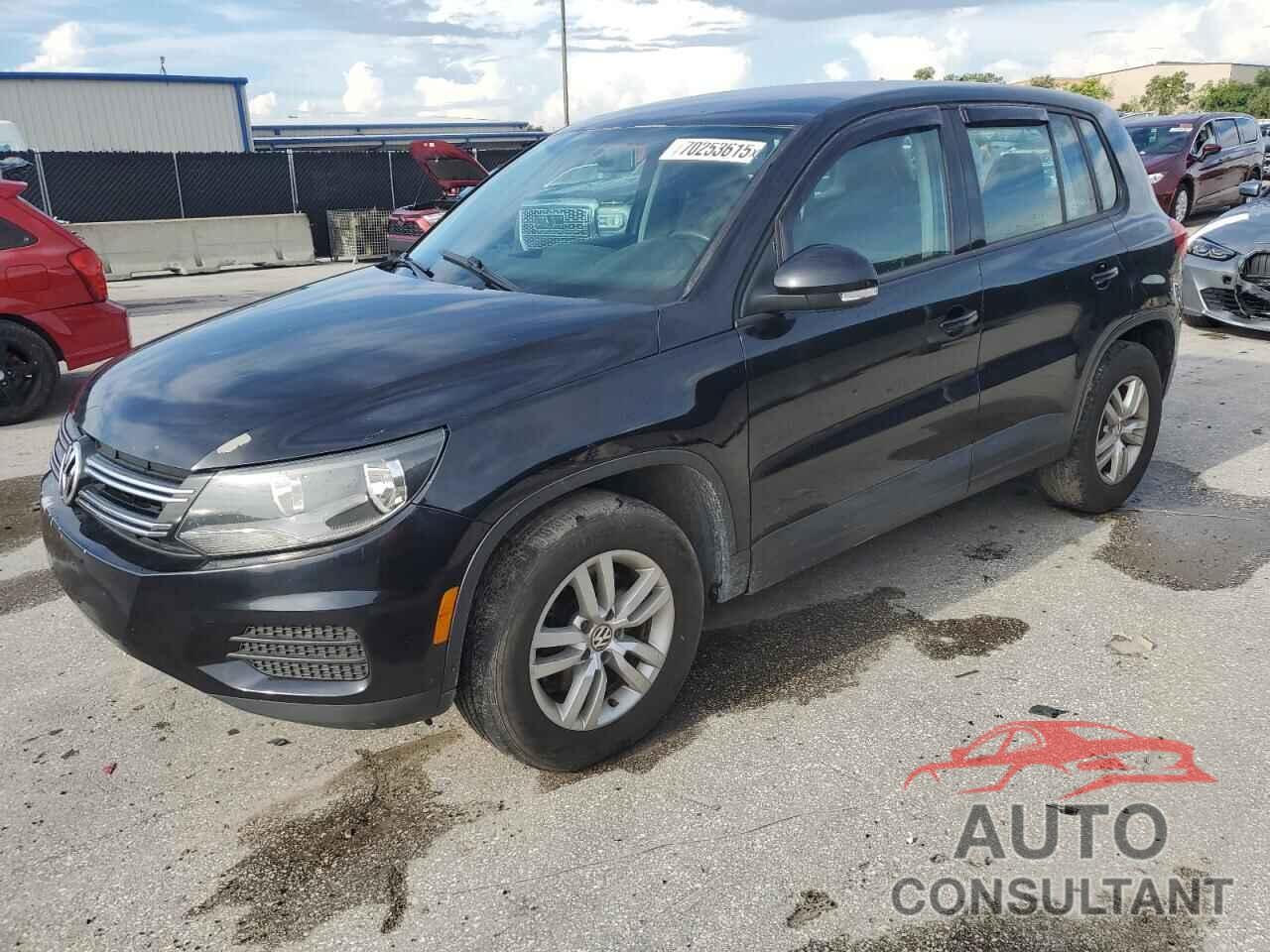 VOLKSWAGEN TIGUAN 2012 - WVGAV7AX4CW584023
