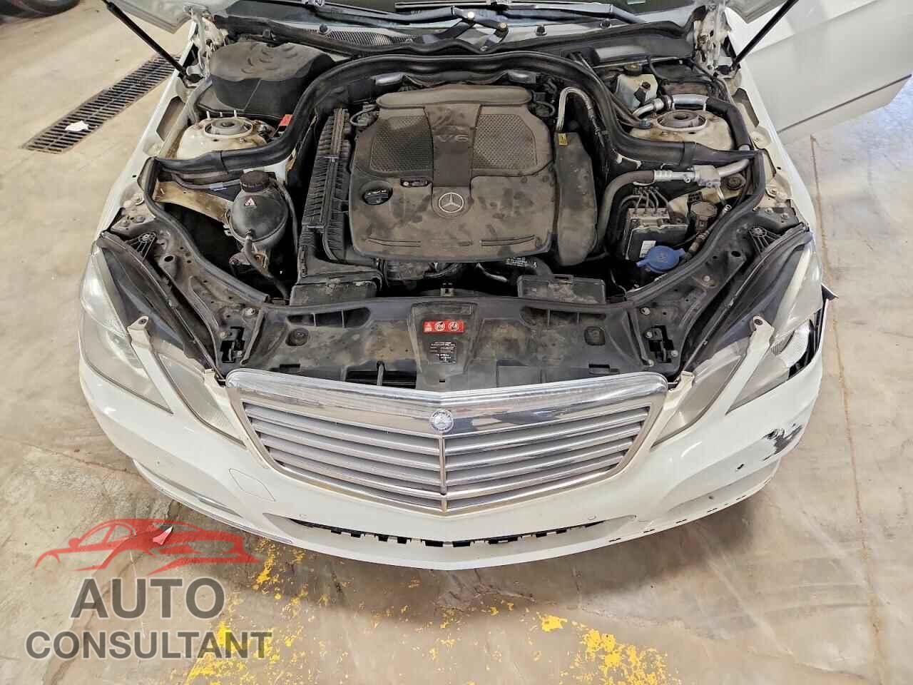 MERCEDES-BENZ E-CLASS 2012 - WDDHF5KB2CA528141