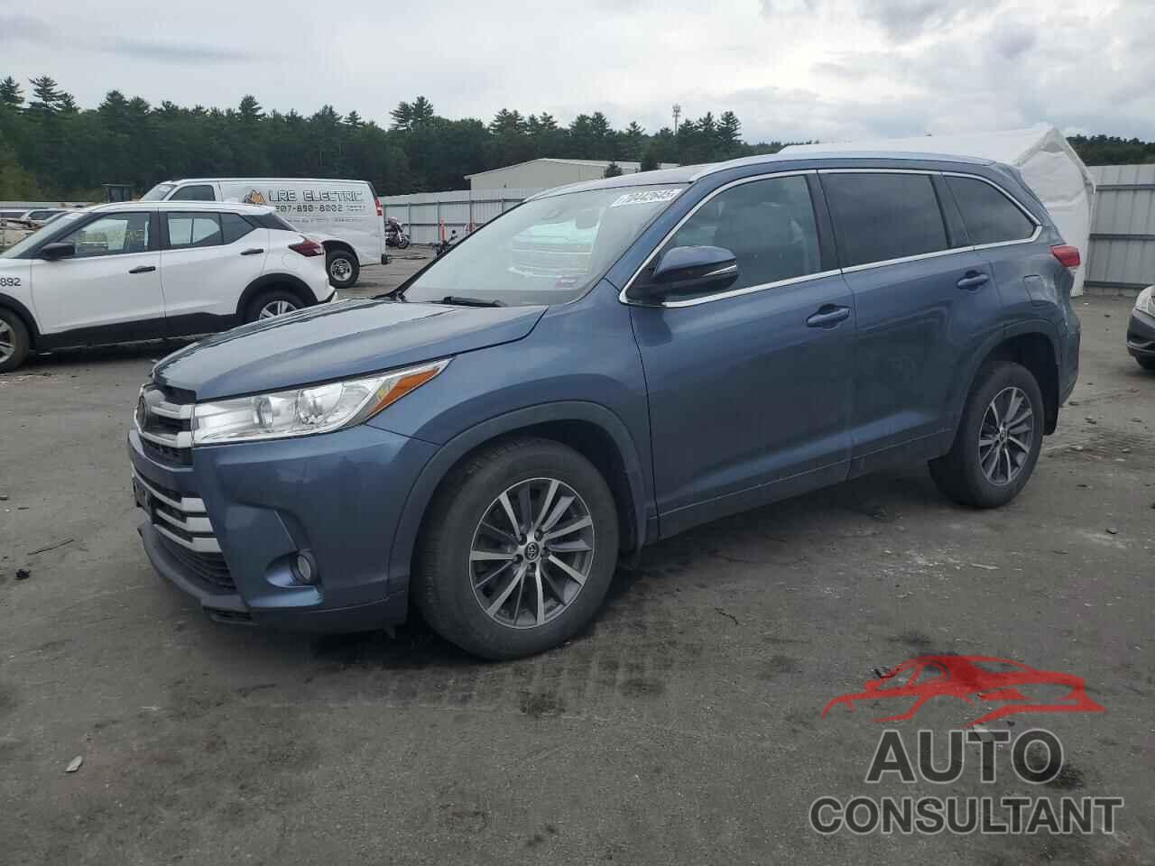 TOYOTA HIGHLANDER 2019 - 5TDJZRFH4KS988721