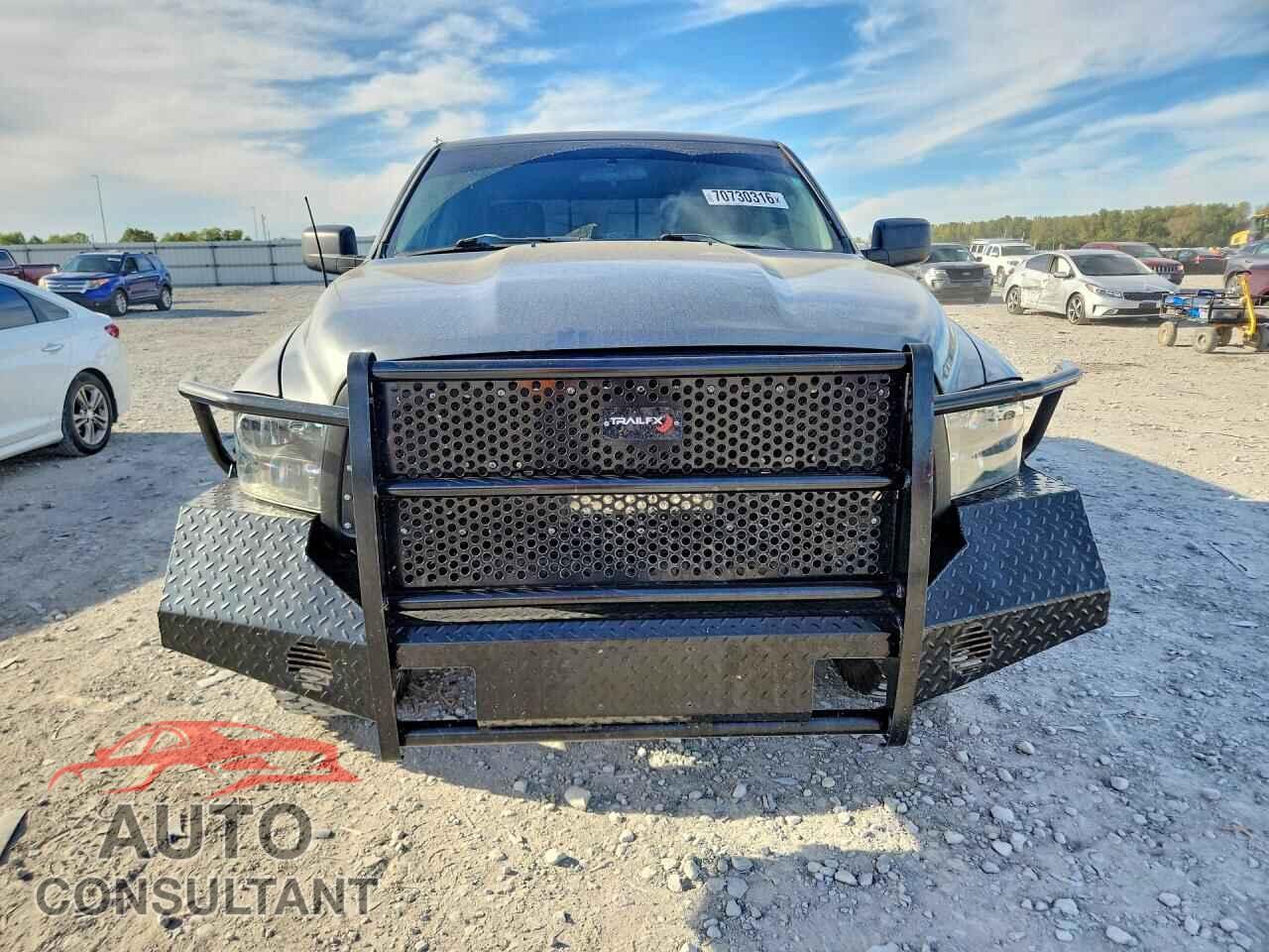 DODGE RAM 1500 2012 - 1C6RD7LT5CS312440