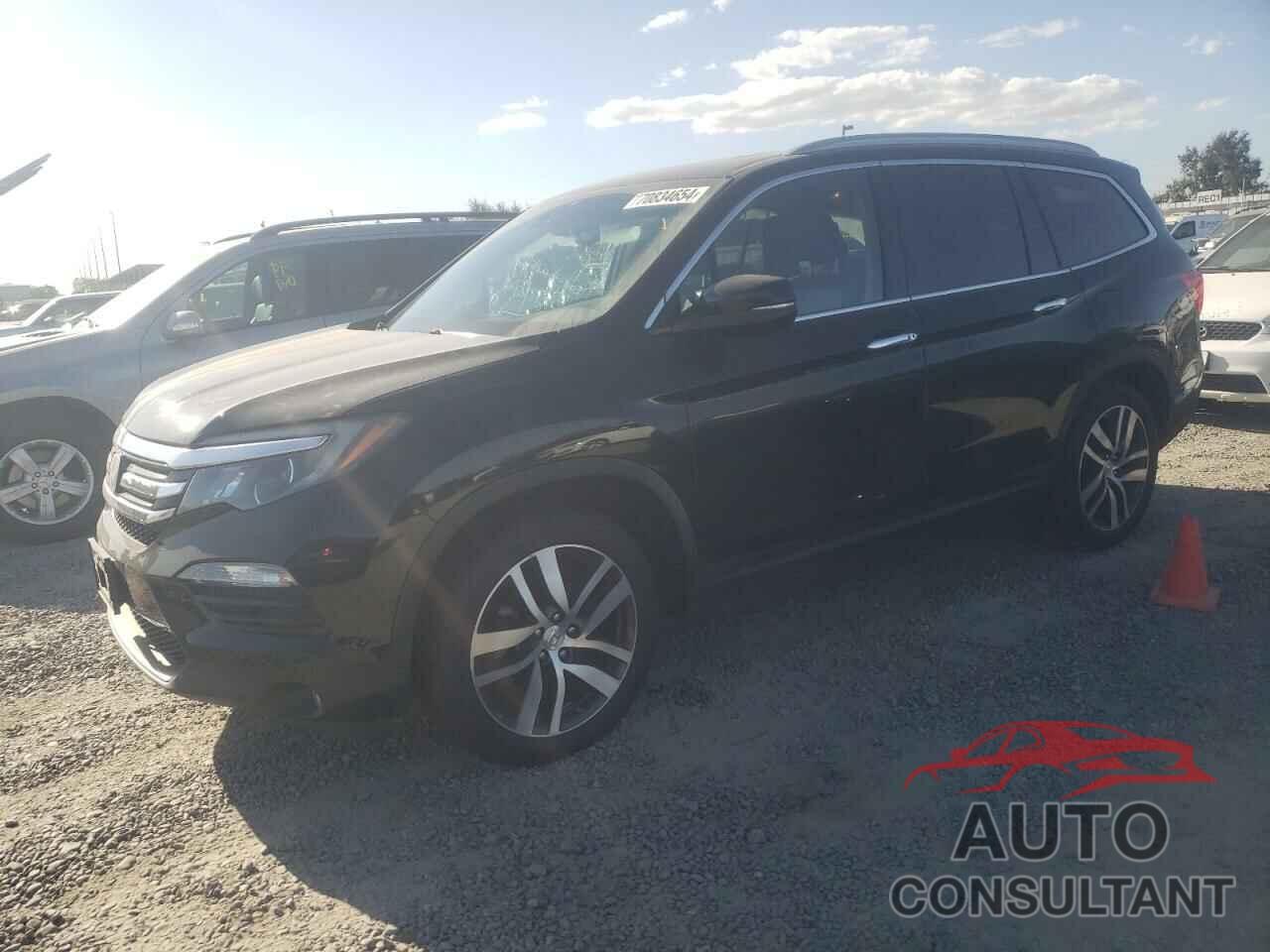 HONDA PILOT 2017 - 5FNYF6H02HB089026