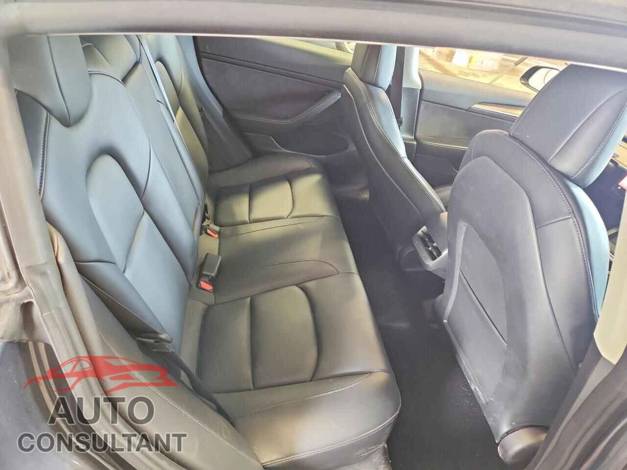 TESLA MODEL 3 2022 - 5YJ3E1EB3NF247066