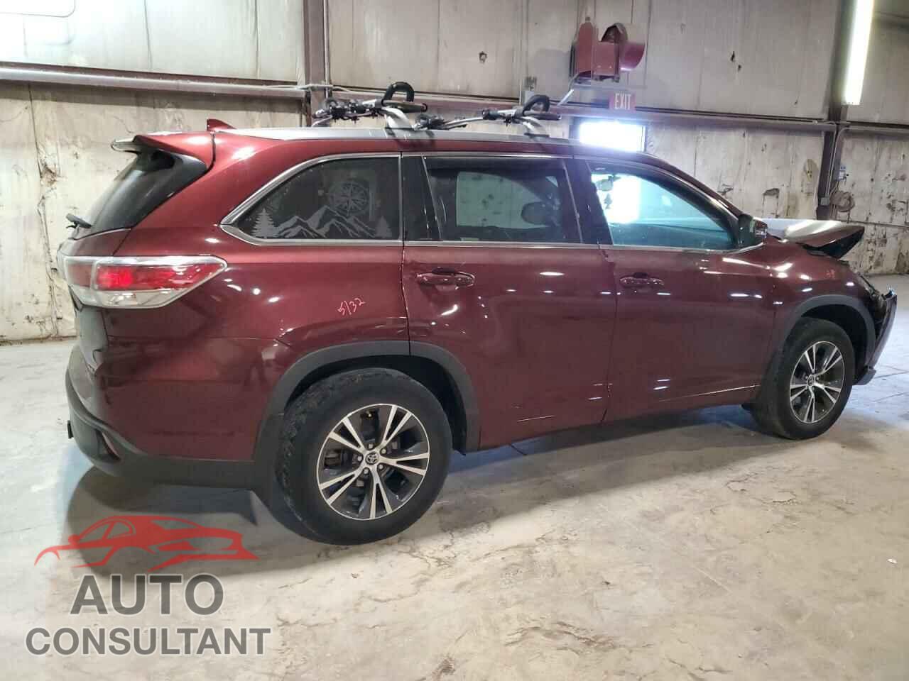 TOYOTA HIGHLANDER 2016 - 5TDJKRFH0GS287556