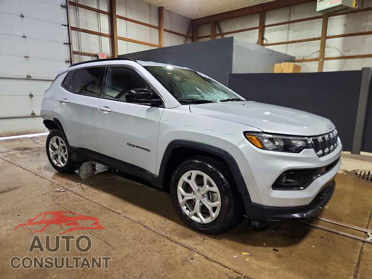 JEEP COMPASS 2024 - 3C4NJDBN1RT119520