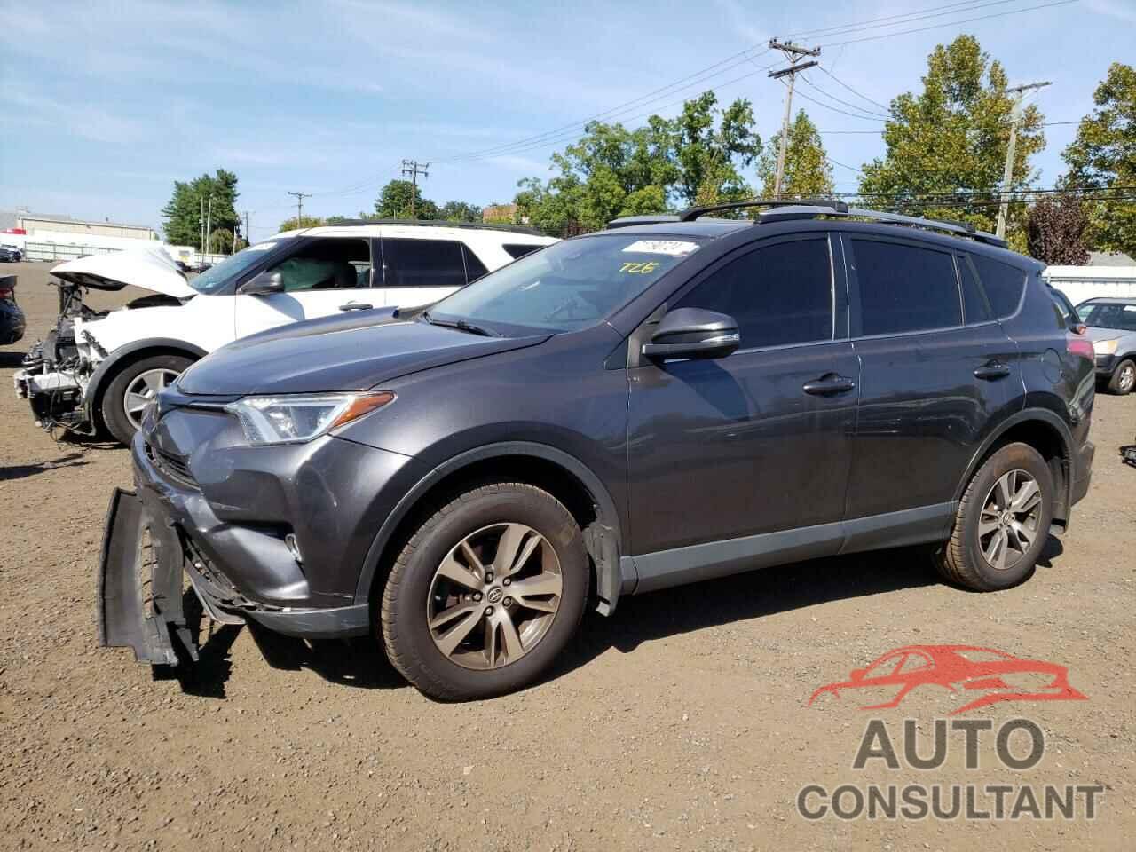 TOYOTA RAV4 2018 - JTMRFREV2JJ220024