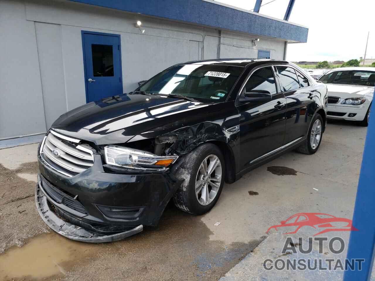 FORD TAURUS 2015 - 1FAHP2E83FG187989