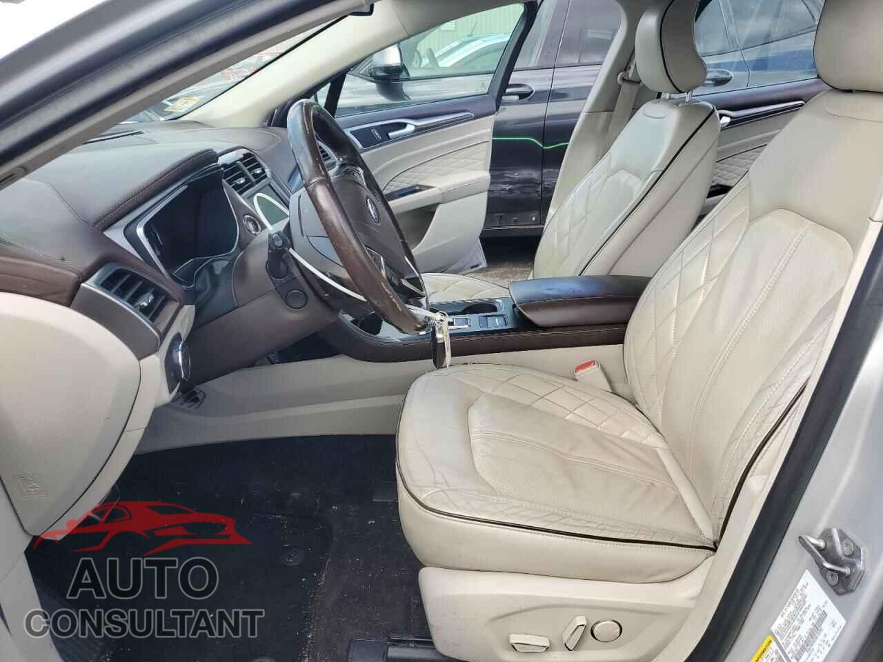 FORD FUSION 2017 - 3FA6P0K9XHR132492
