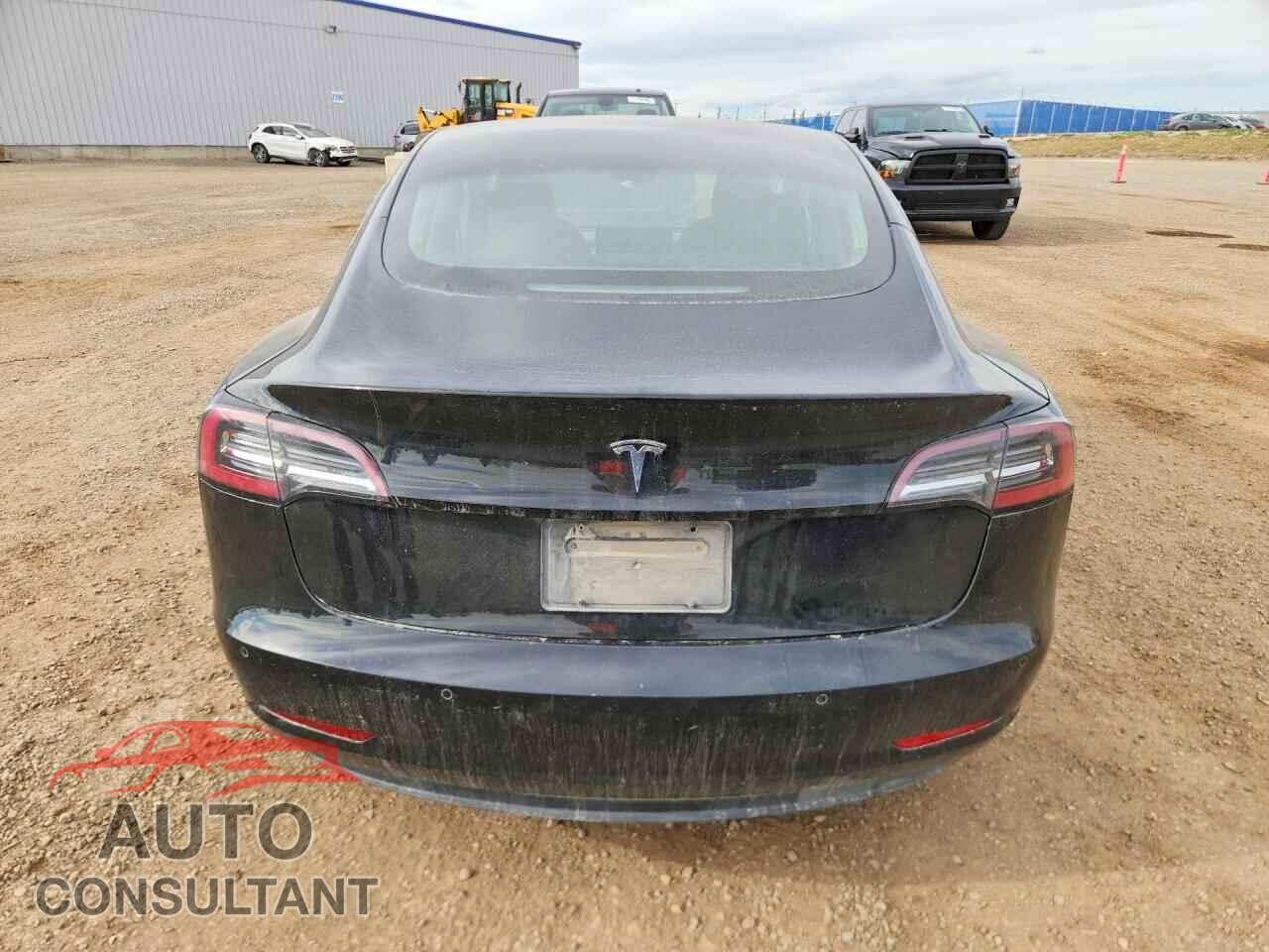 TESLA MODEL 3 2019 - 5YJ3E1EA1KF328697