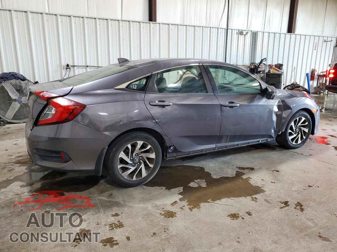 HONDA CIVIC 2017 - 19XFC2F78HE218532