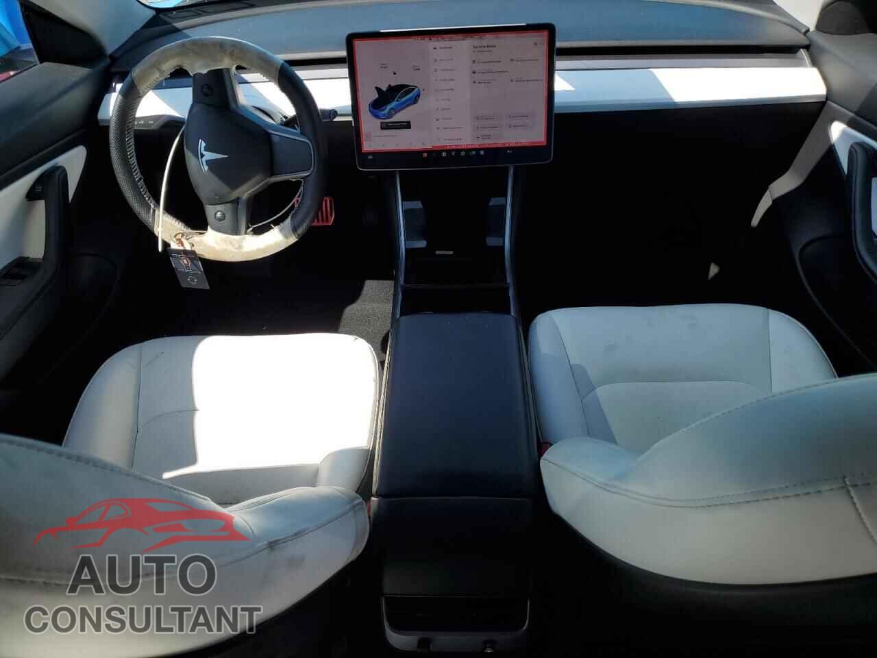TESLA MODEL 3 2019 - 5YJ3E1EB8KF494885