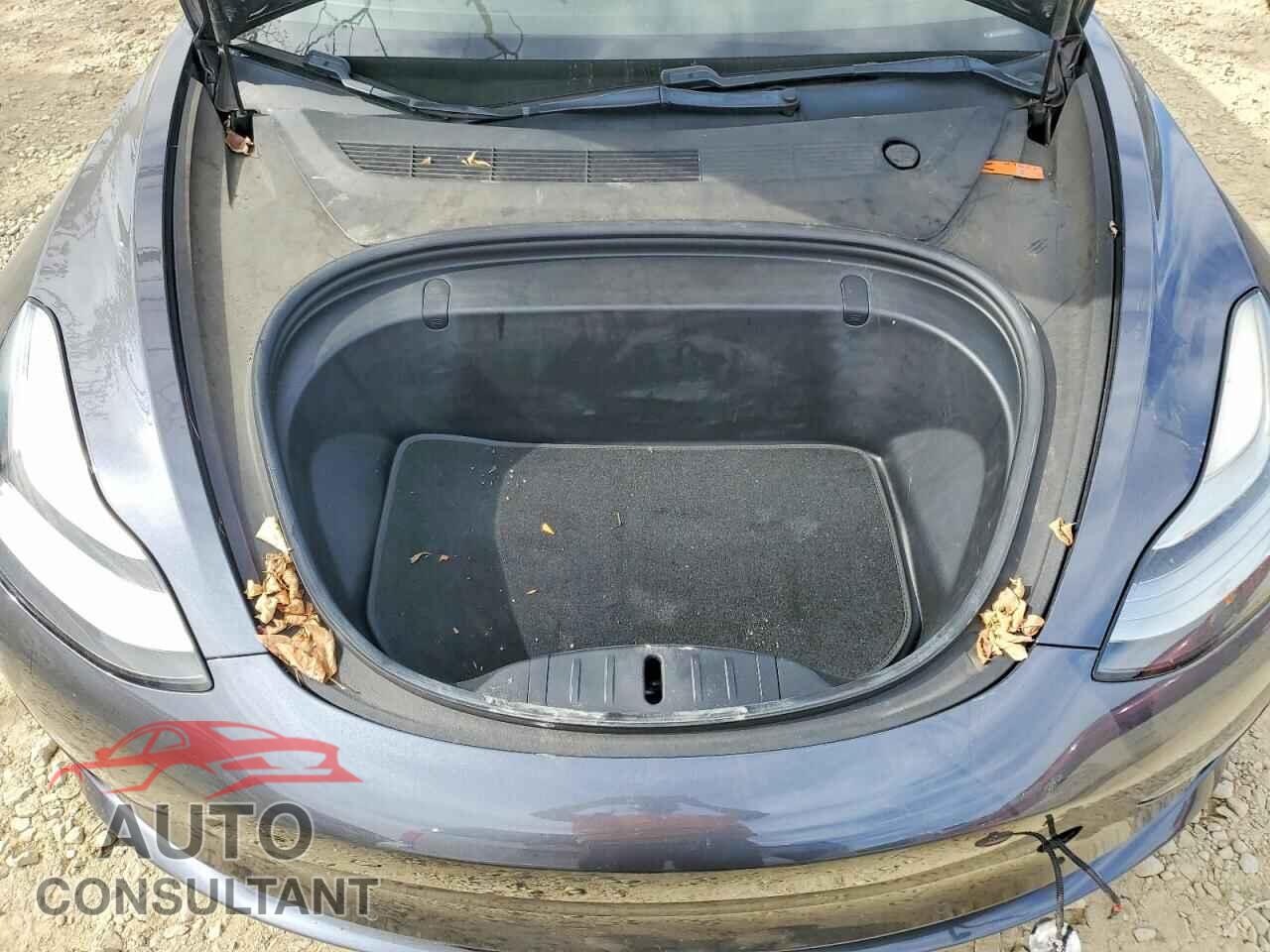 TESLA MODEL 3 2018 - 5YJ3E1EB5JF093194