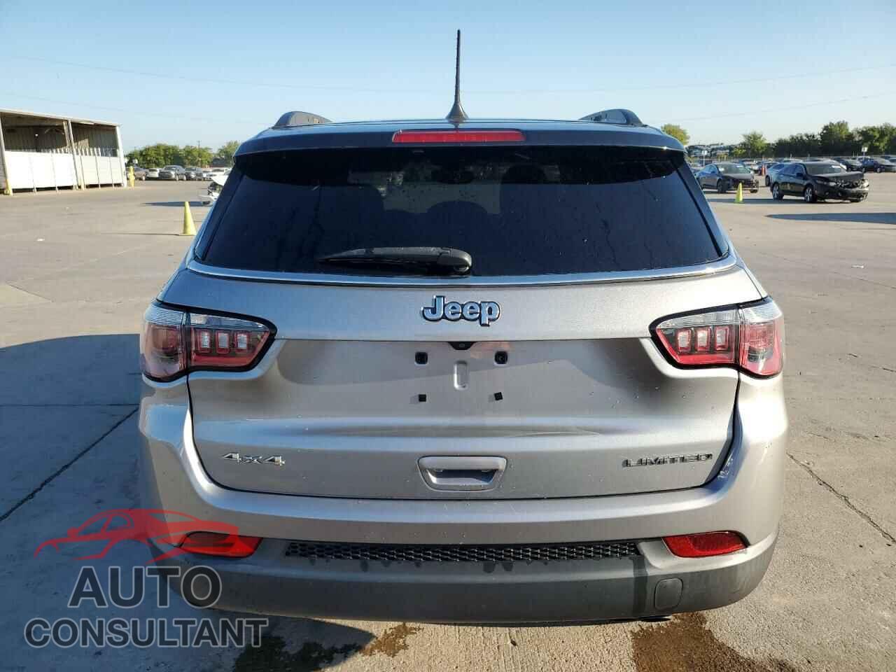 JEEP COMPASS 2018 - 3C4NJDCB1JT234403