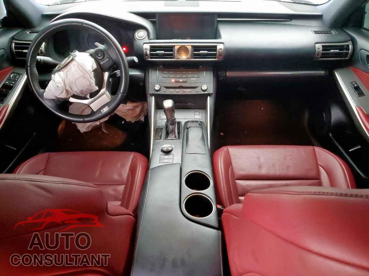 LEXUS IS 2015 - JTHBE1D2XF5015305