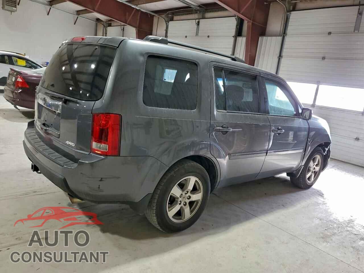 HONDA PILOT 2011 - 5FNYF4H5XBB026876