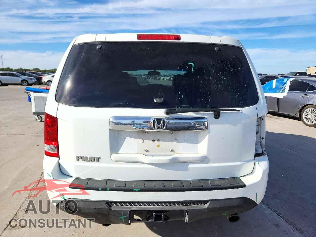 HONDA PILOT 2015 - 5FNYF3H75FB002406