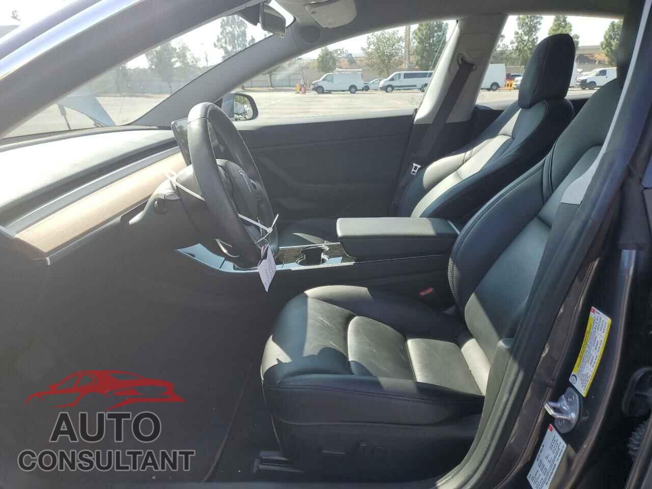 TESLA MODEL 3 2018 - 5YJ3E1EA5JF045296