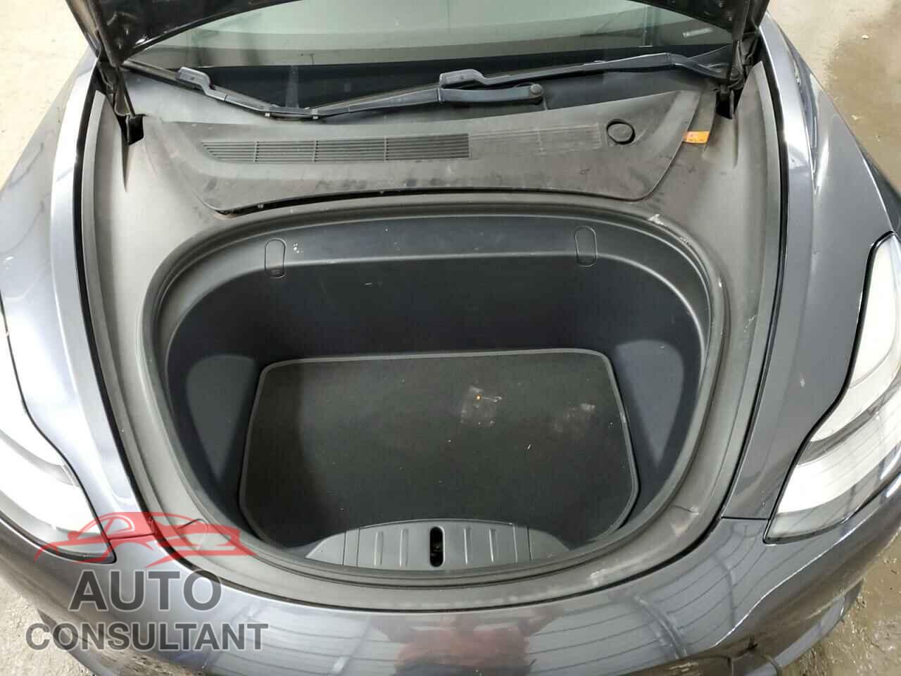 TESLA MODEL 3 2018 - 5YJ3E1EB4JF097236
