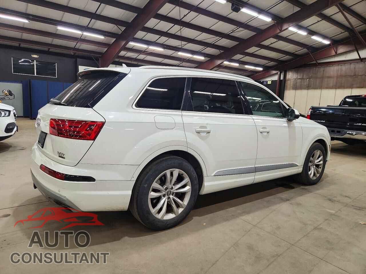 AUDI Q7 2018 - WA1LABF79JD030404