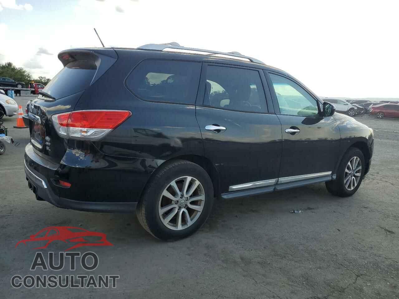 NISSAN PATHFINDER 2013 - 5N1AR2MM6DC609838