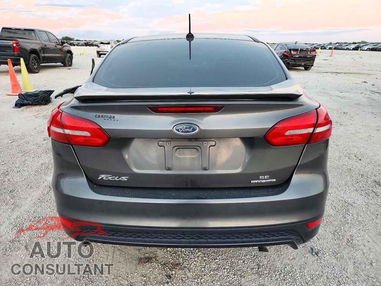 FORD FOCUS 2015 - 1FADP3F22FL277768