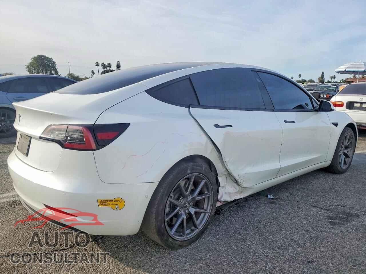 TESLA MODEL 3 2021 - 5YJ3E1EA2MF068460