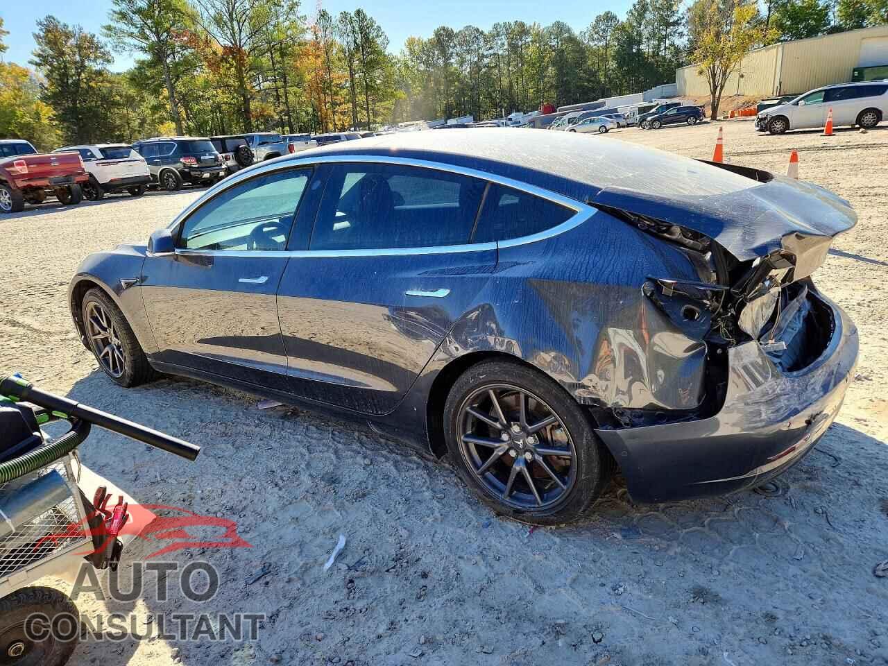 TESLA MODEL 3 2018 - 5YJ3E1EAXJF077502