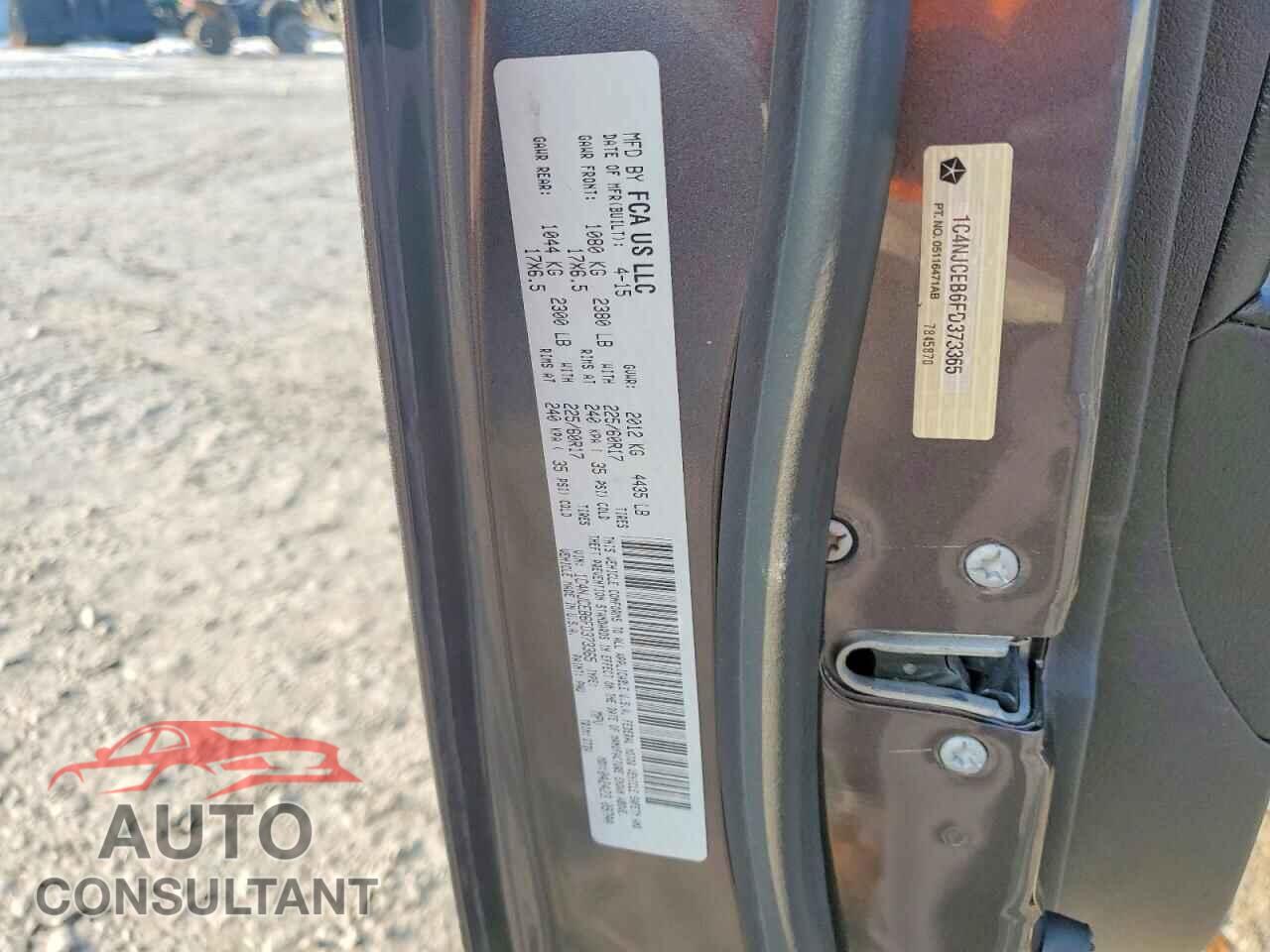 JEEP COMPASS 2015 - 1C4NJCEB6FD373365