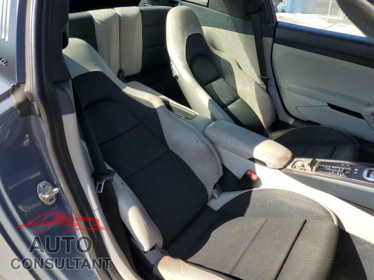 PORSCHE 911 2017 - WP0BB2A93HS136862