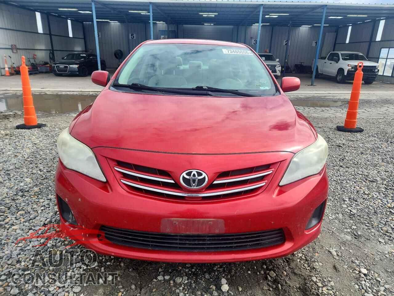 TOYOTA COROLLA 2013 - 2T1BU4EEXDC024942
