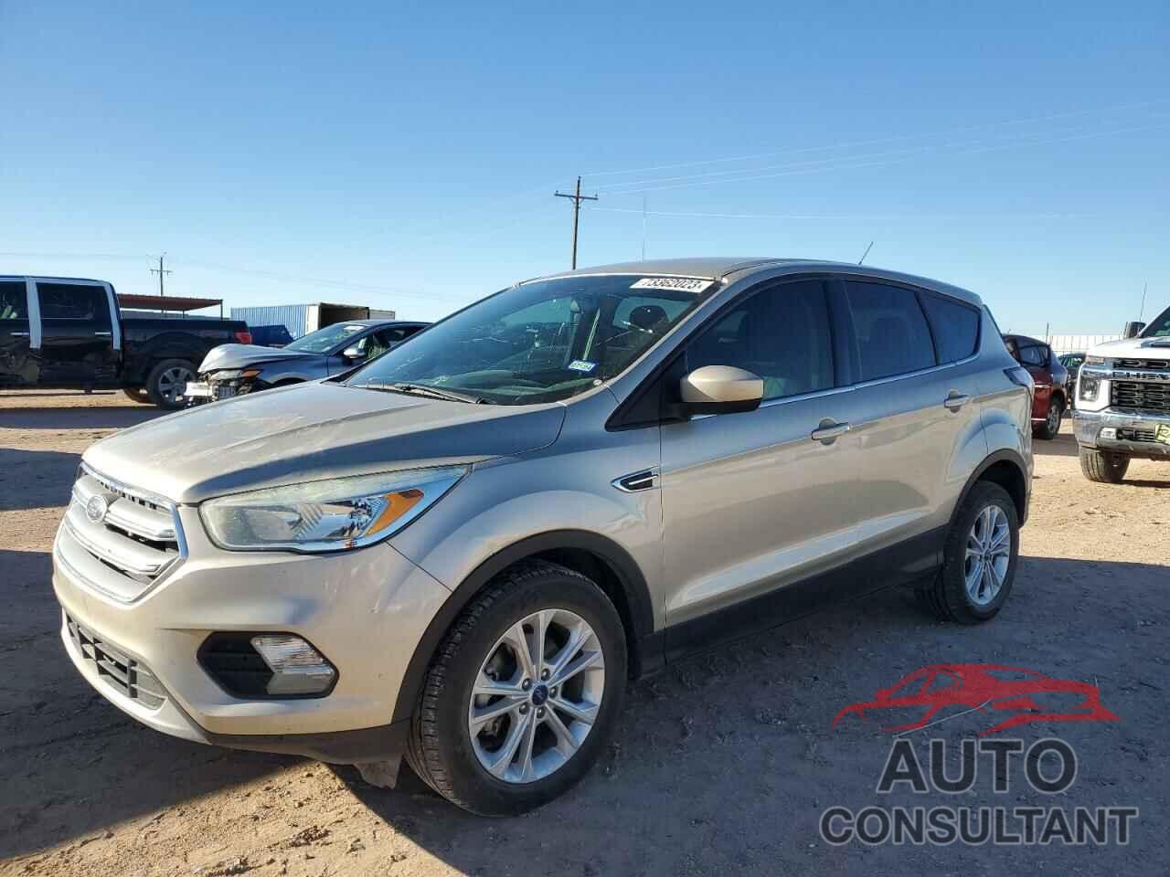 FORD ESCAPE 2017 - 1FMCU0GD2HUD01492