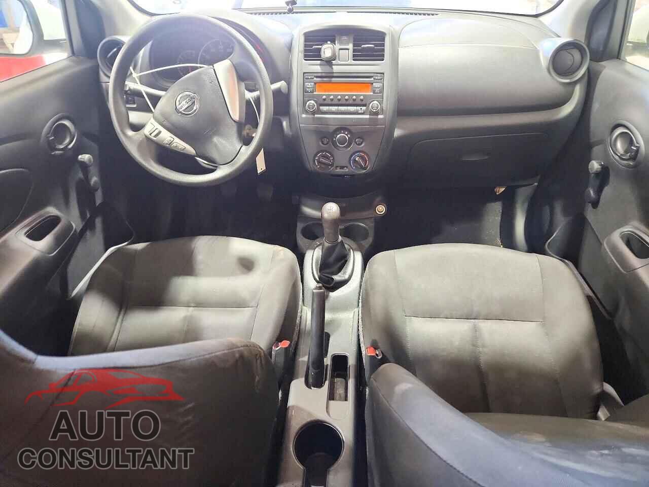 NISSAN VERSA 2017 - 3N1CN7AP1HL805915