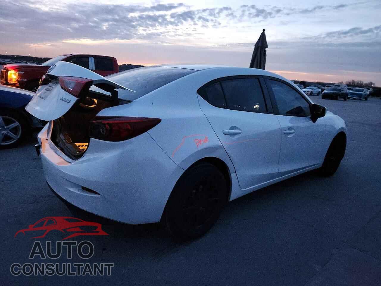 MAZDA 3 2017 - 3MZBN1U71HM134335
