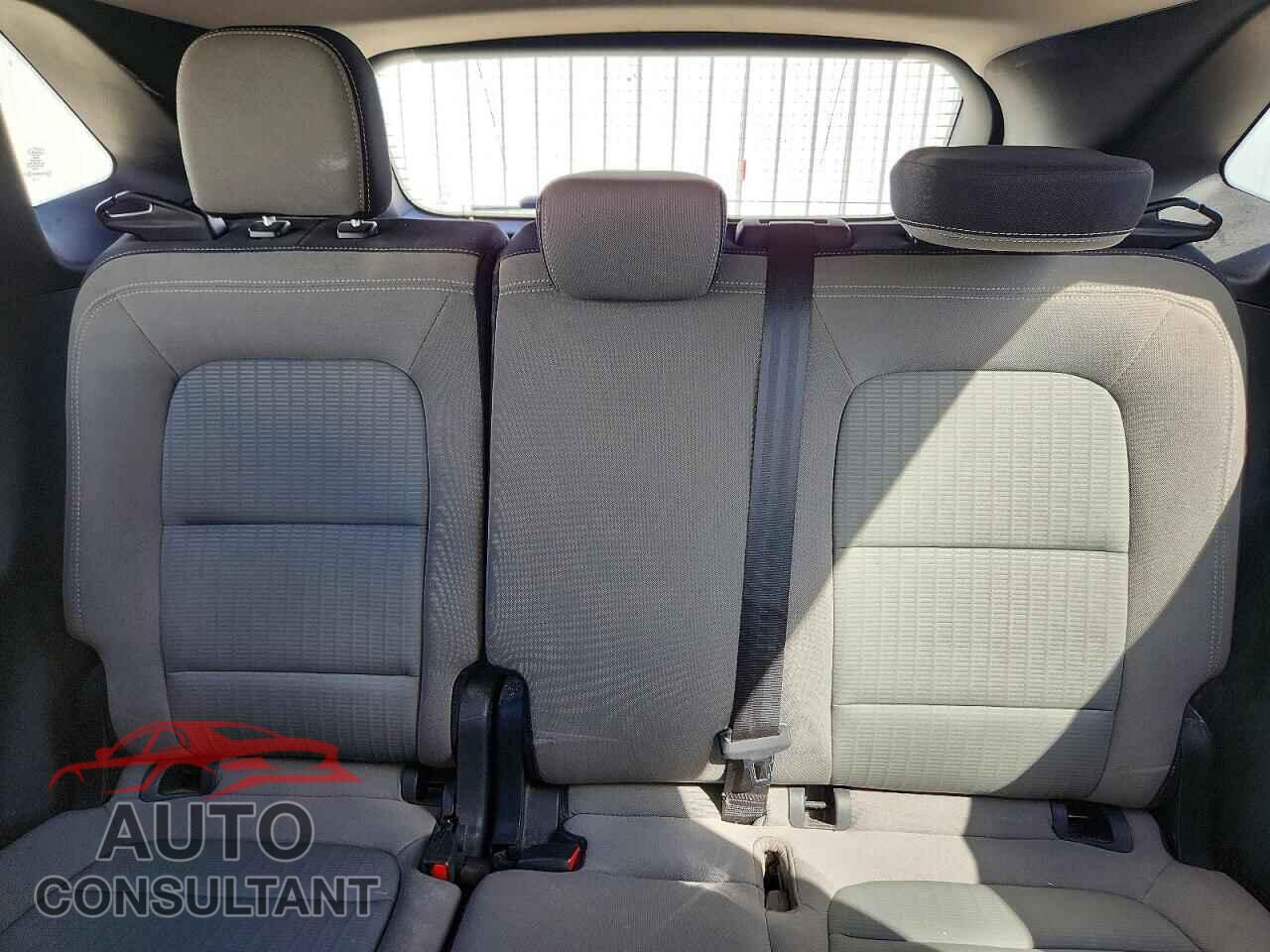 FORD ESCAPE 2020 - 1FMCU0F60LUA23882