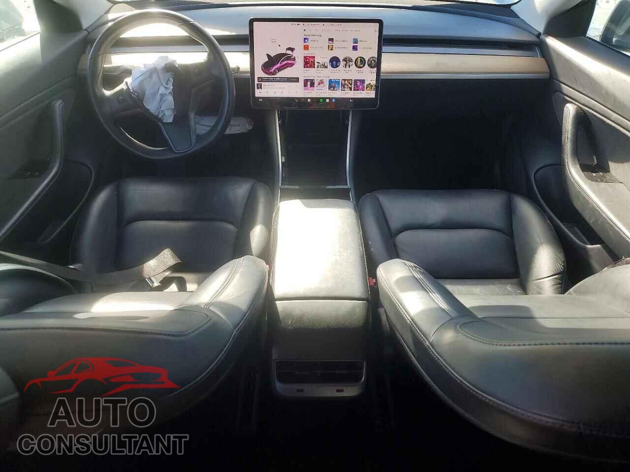 TESLA MODEL 3 2018 - 5YJ3E1EB9JF067746