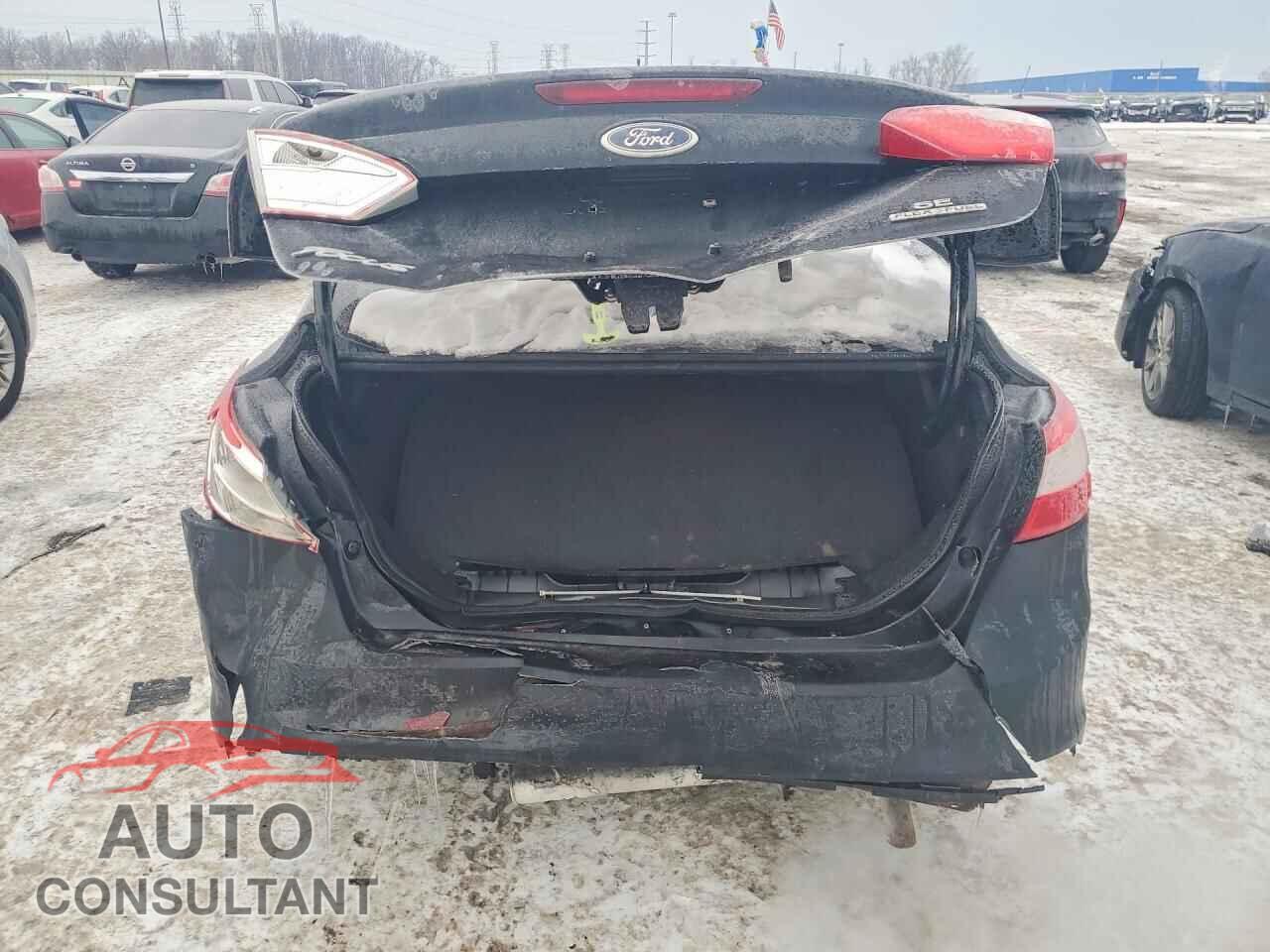 FORD FOCUS 2013 - 1FADP3F26DL380723