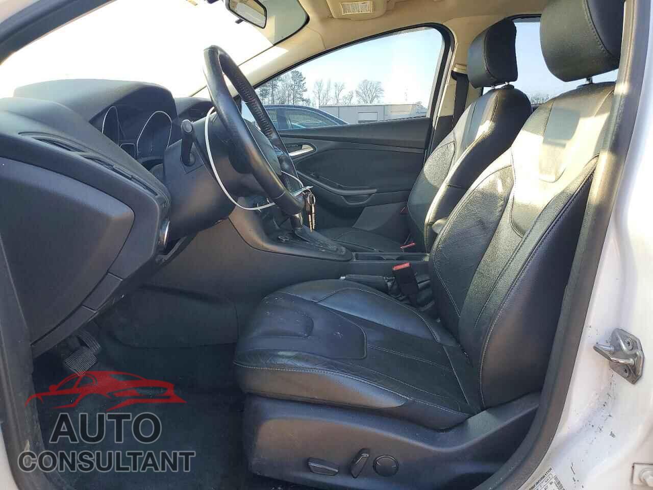 FORD FOCUS 2016 - 1FADP3F21GL299729