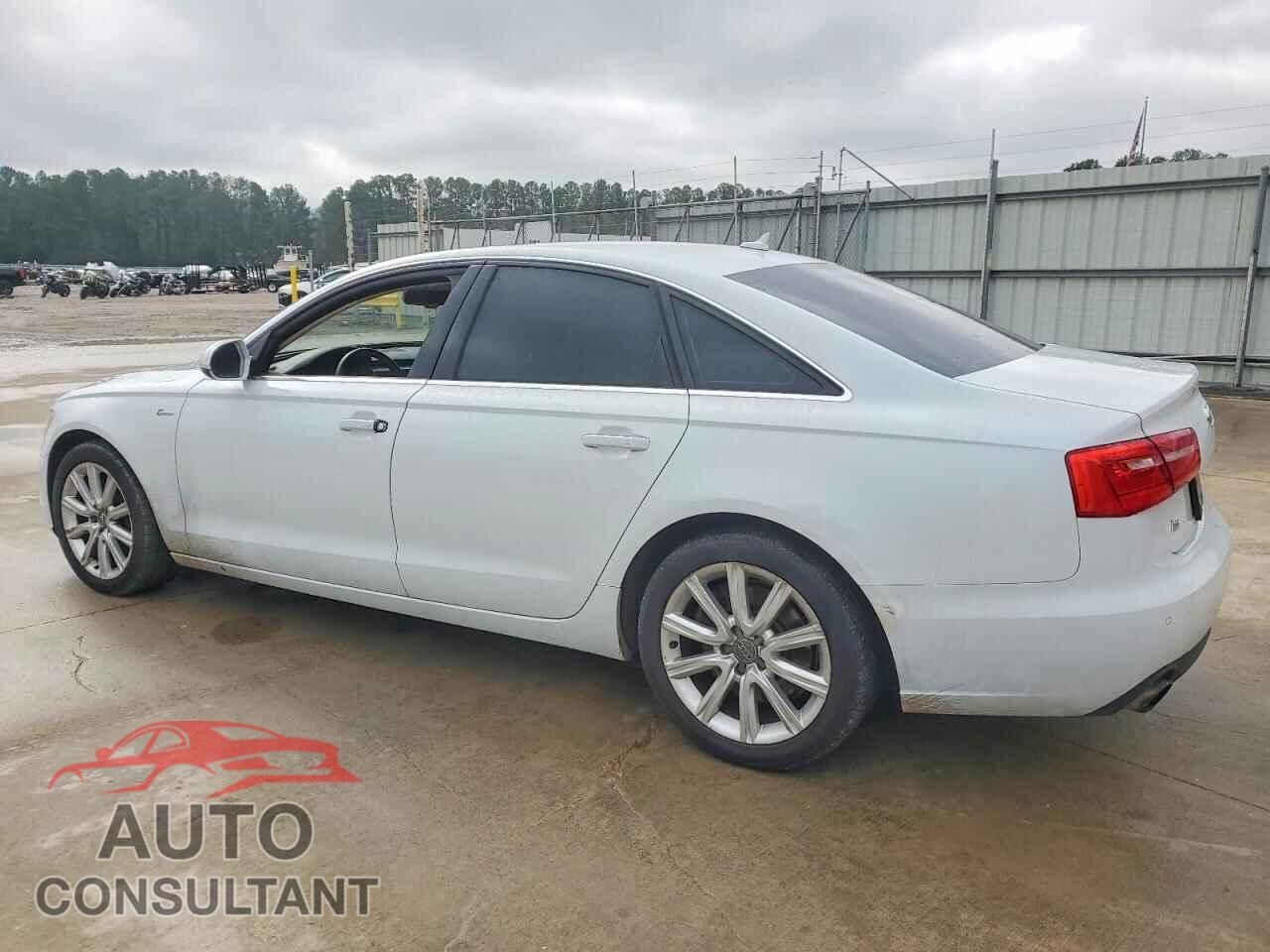 AUDI A6 2013 - WAUGGAFC4DN015141