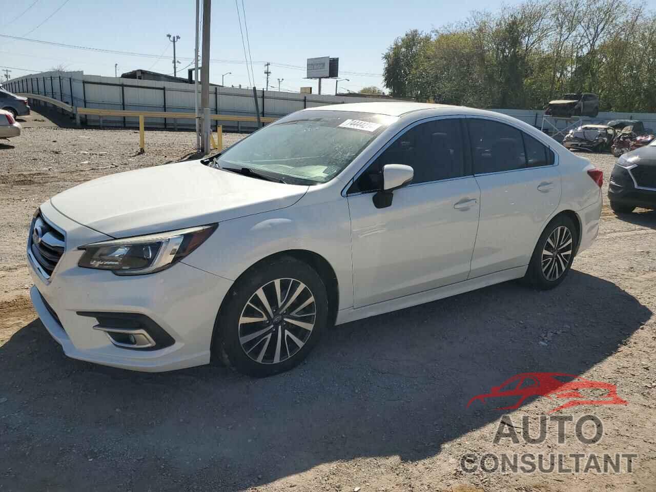 SUBARU LEGACY 2019 - 4S3BNAF60K3029558