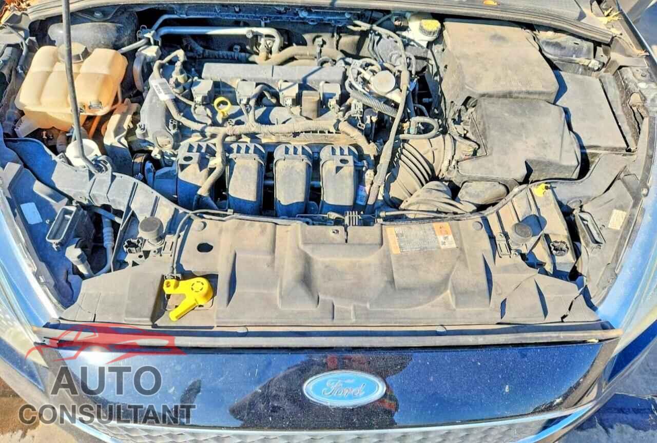 FORD FOCUS 2016 - 1FADP3F27GL371694