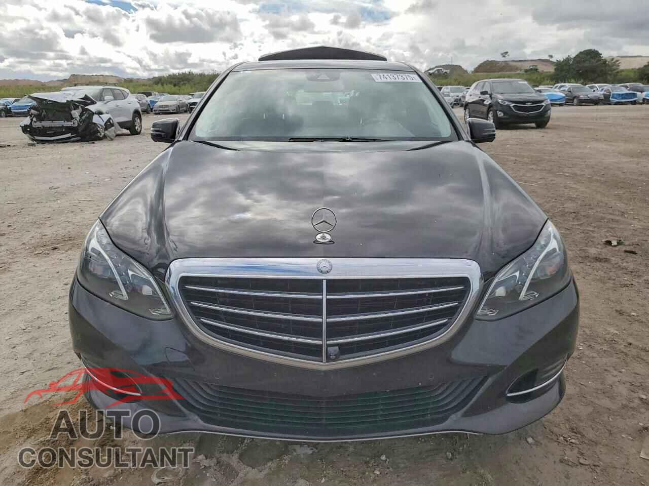 MERCEDES-BENZ E-CLASS 2014 - WDDHF5KB3EA851004