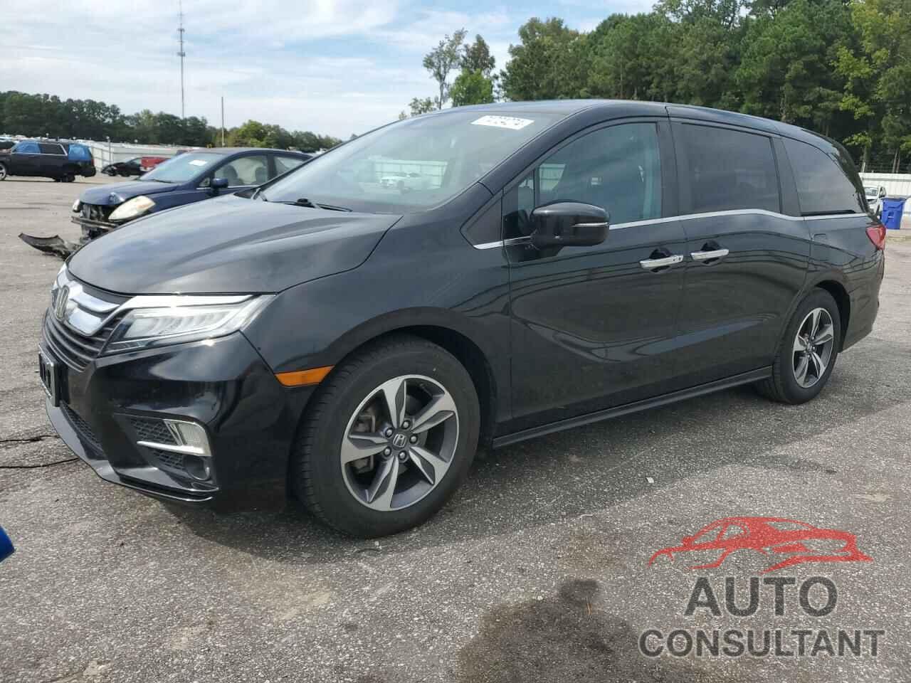 HONDA ODYSSEY 2018 - 5FNRL6H80JB023258