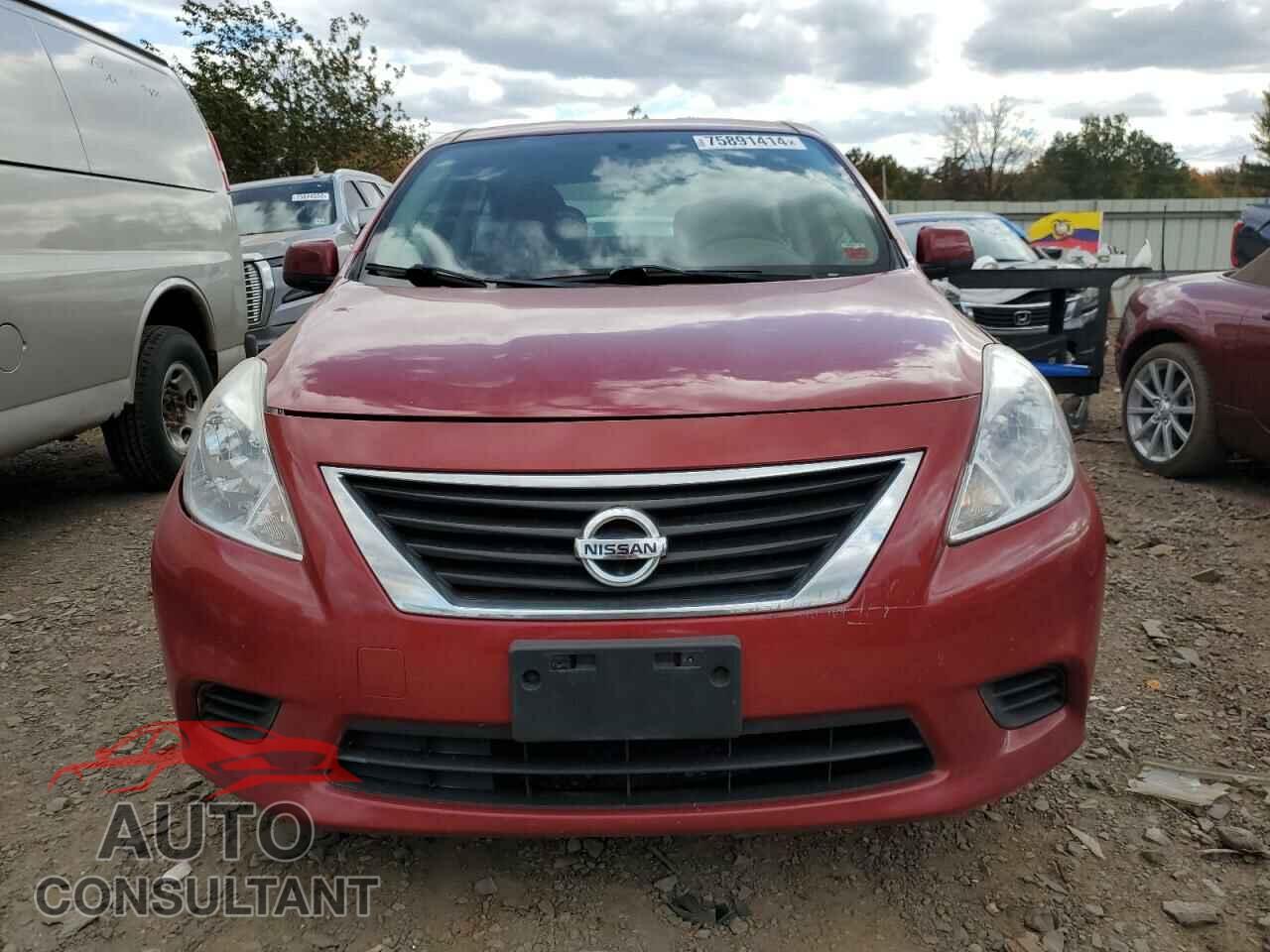NISSAN VERSA 2013 - 3N1CN7AP1DL841887