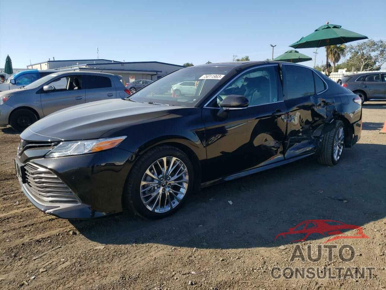TOYOTA CAMRY 2018 - 4T1BZ1HK2JU011842