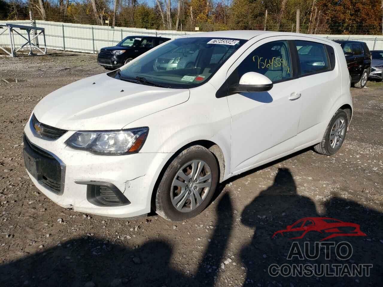 CHEVROLET SONIC 2019 - 1G1JG6SB5K4143595