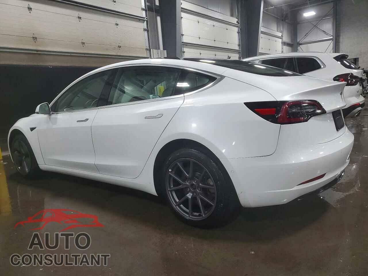 TESLA MODEL 3 2019 - 5YJ3E1EB4KF192266