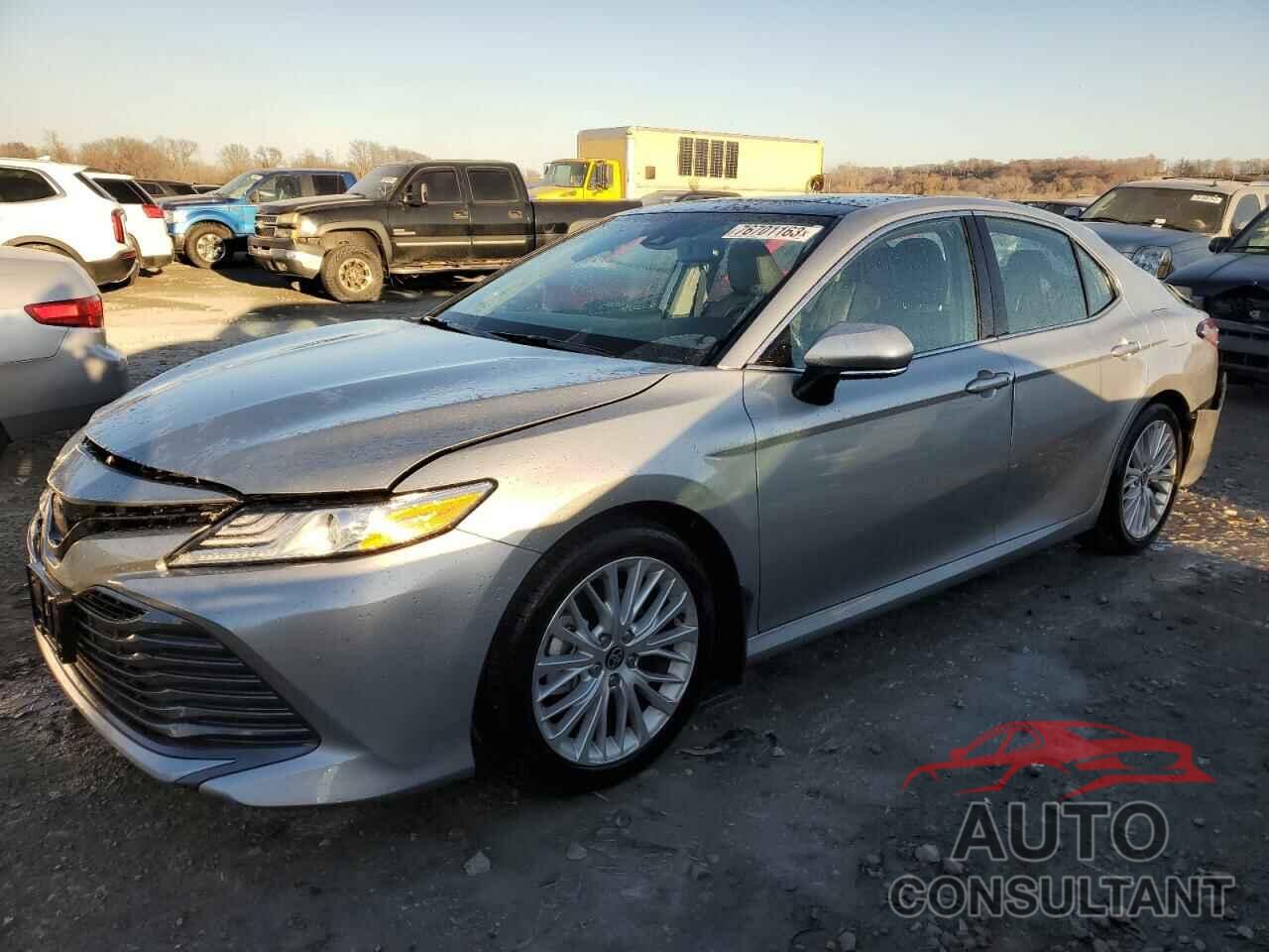TOYOTA CAMRY 2020 - 4T1F11AK8LU388049